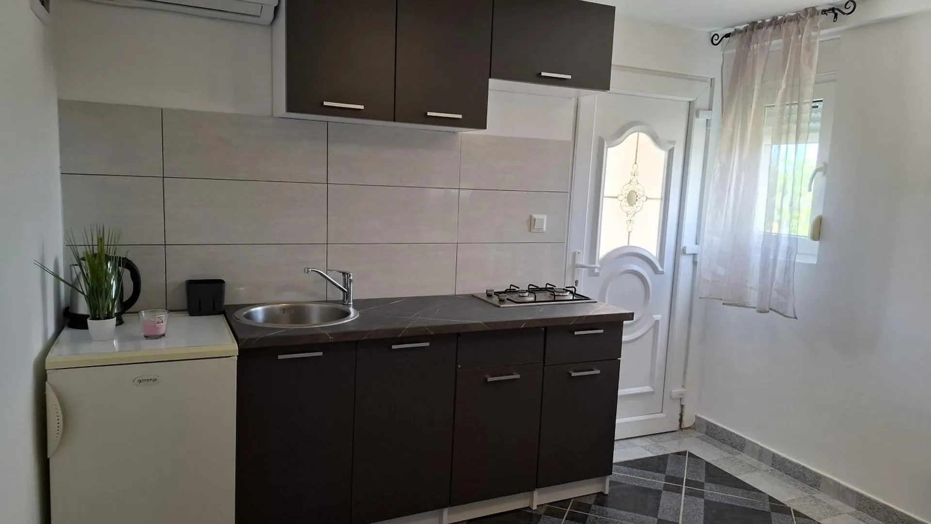 شقة Apartmani Ivan Sajnovic غورني كارين
